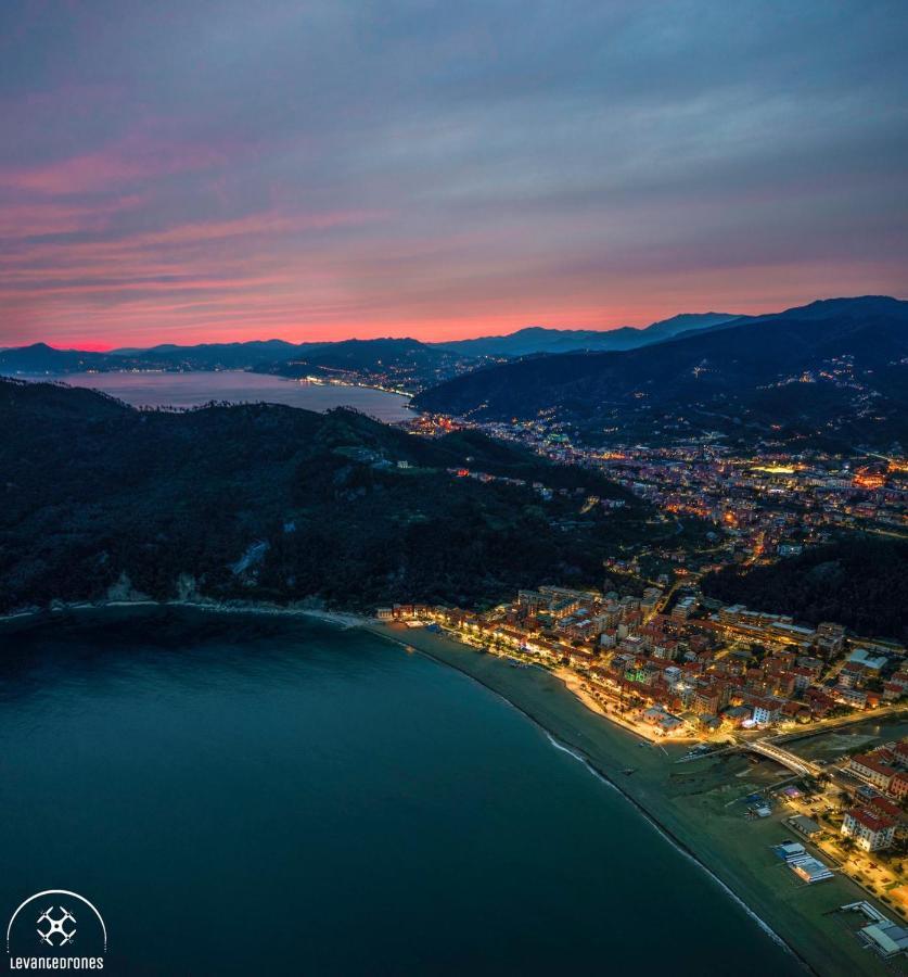 La Maison Due Guestin Sestri Levante Bagian luar foto